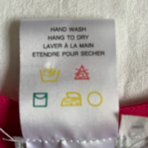 BEECHERS BROOK |  FUSHIA PINK round neck sleeveless camisole top, medium - Picture 6 of 6